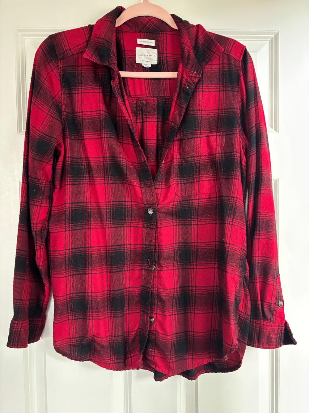 American Eagle Outfitters Red and Black Plaid Button-Down Shirt